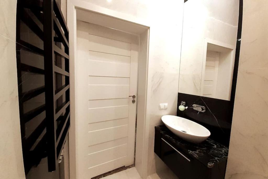 Luxury Apartment - Rakowicka 6 クラクフ エクステリア 写真